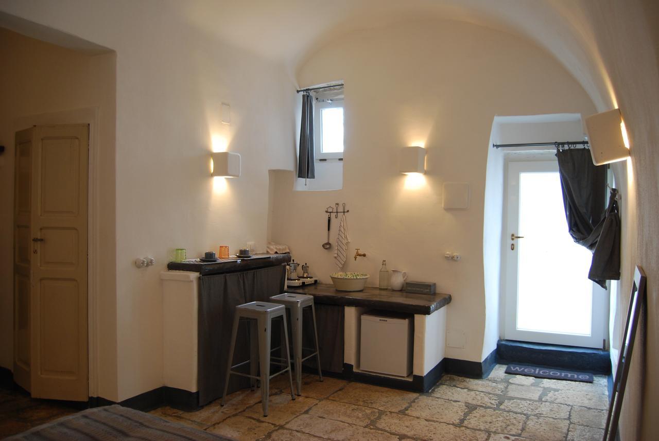 I 7 Archi Guest House Ostuni Exterior photo